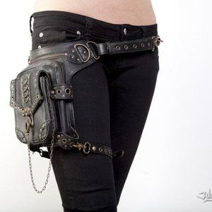 Jungle Tribe Blaster 3.0 Leather Hip Bag